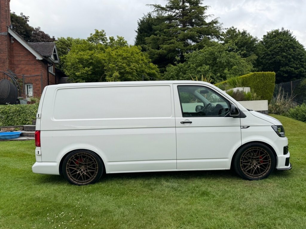 Volkswagen Transporter 2L Startline White #4