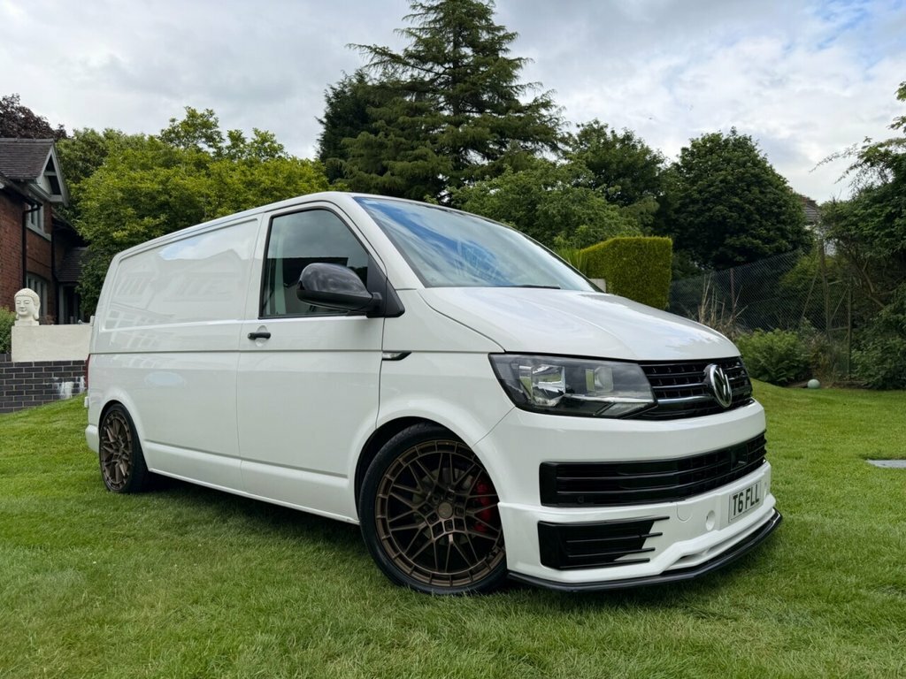 Volkswagen Transporter 2L Highline Black #37