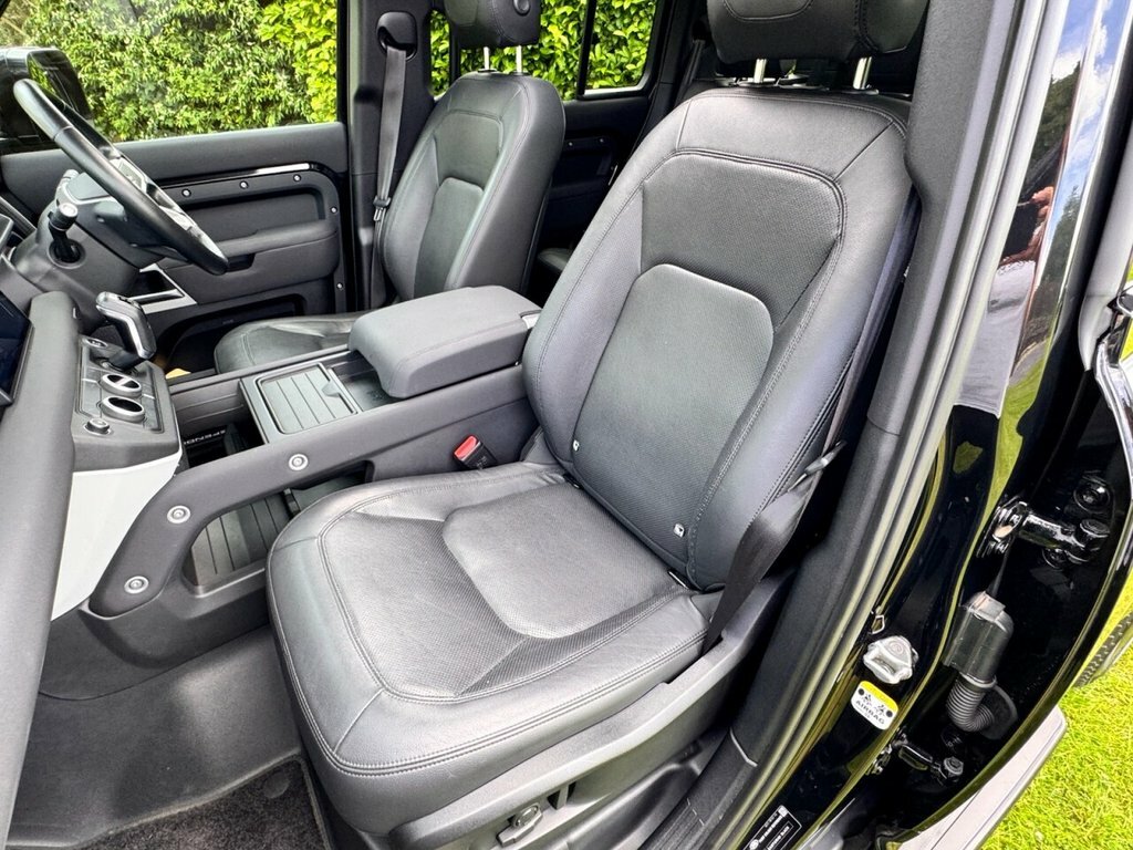 Land Rover Defender Suv White #40