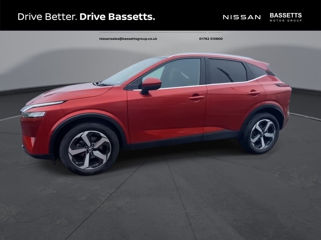 Nissan Qashqai Dig-t N-connecta OV23WXU Red #5
