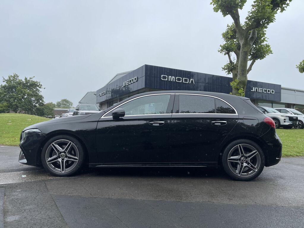 Mercedes-Benz A Class A 180 Amg Line Premium Black #5