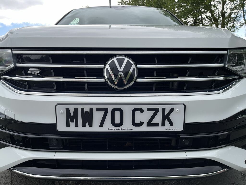 Volkswagen Tiguan R-line Tdi 4Motion Dsg MW70CZK White #4