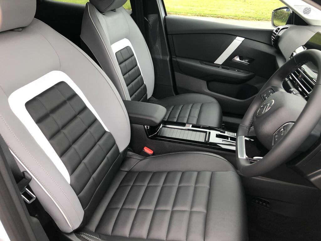 Citroen e-C4 Extended Range 54Kwh Max 7.4Kw Charger Green #11