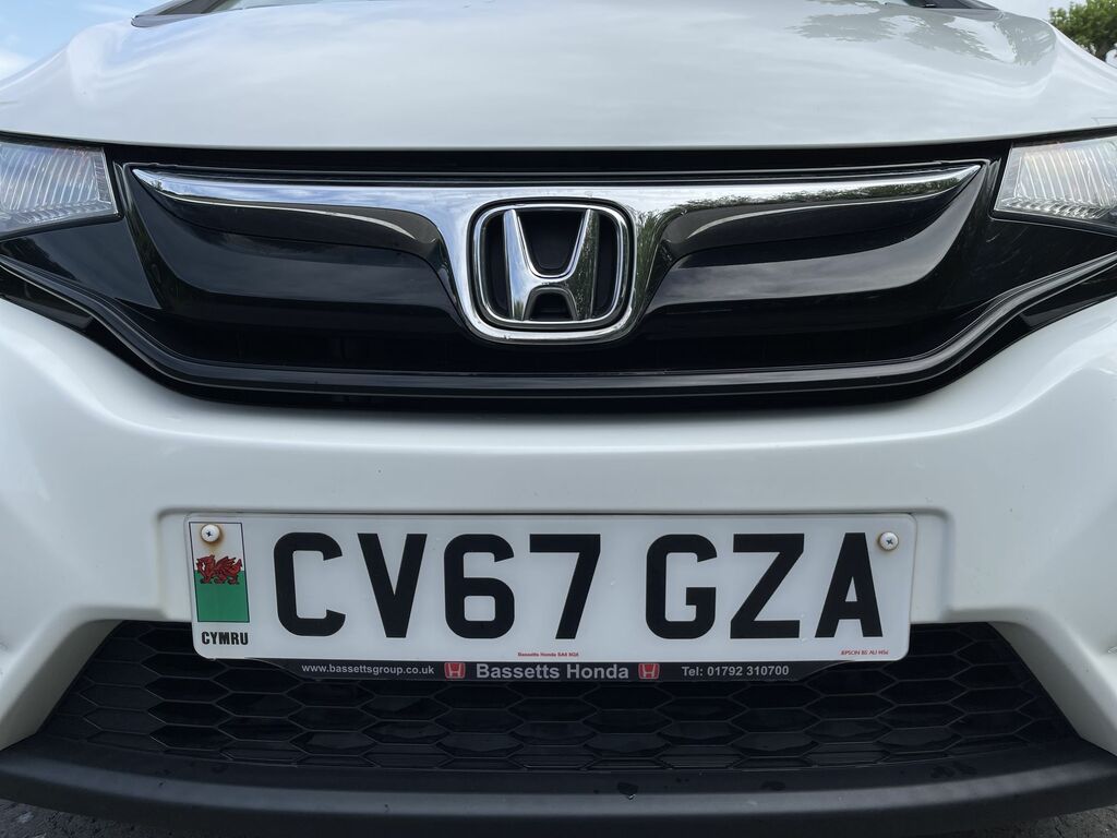 Honda Jazz I-vtec Ex White #4