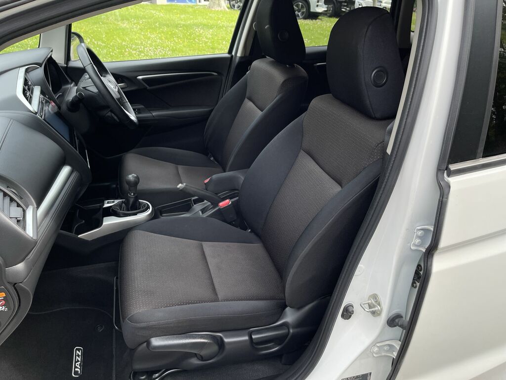 Honda Jazz Hatchback Silver #31