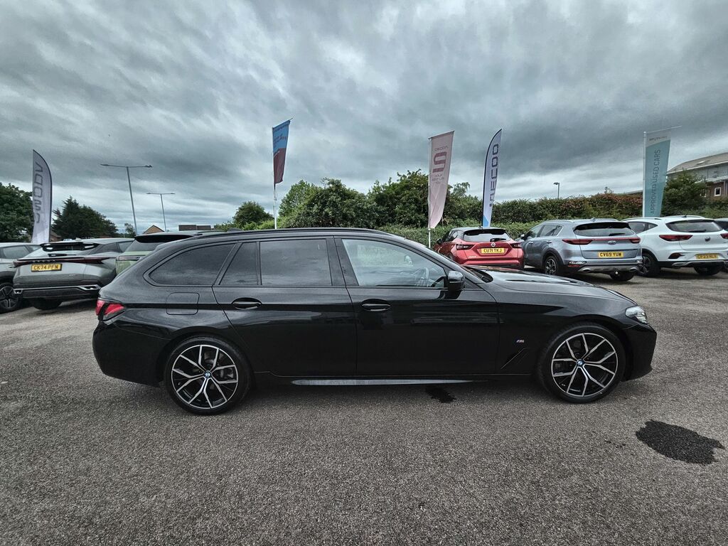 BMW 5 Series 520D M Sport Touring Blue #10