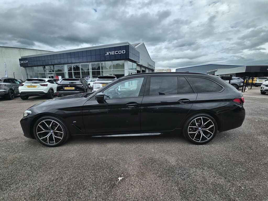 BMW 5 Series 520I M Sport Touring Black #5