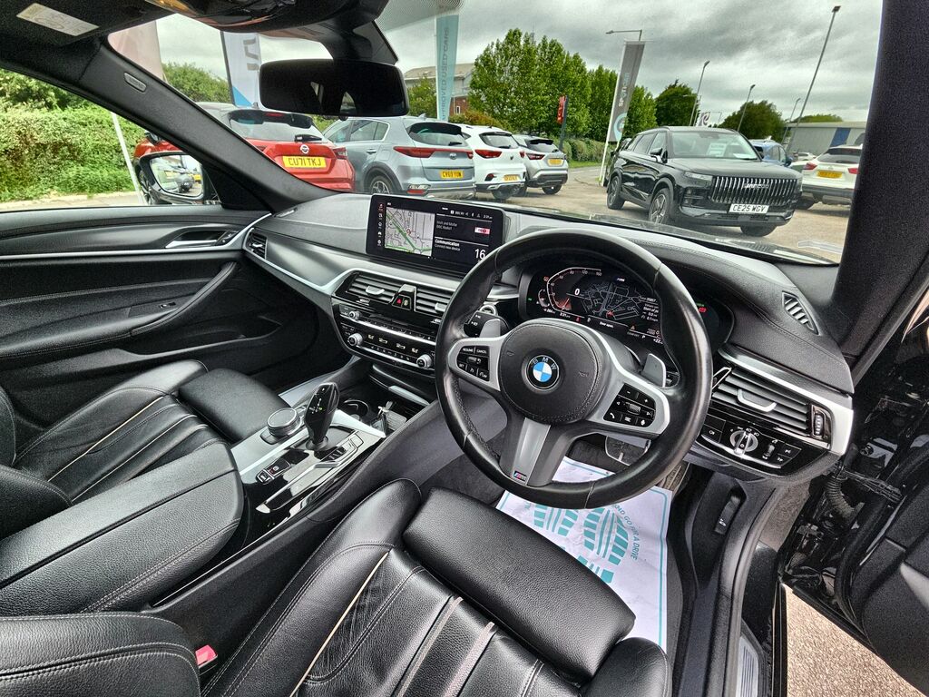 BMW 5 Series 520D M Sport Touring Blue #29