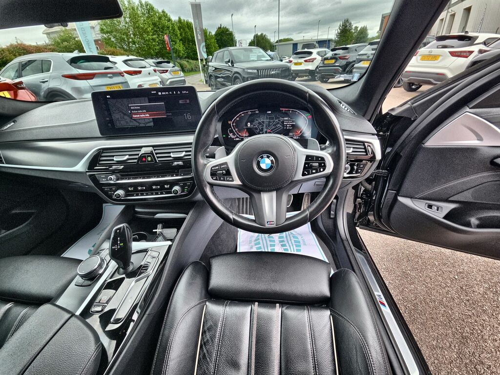 BMW 5 Series 520D M Sport Touring Blue #17