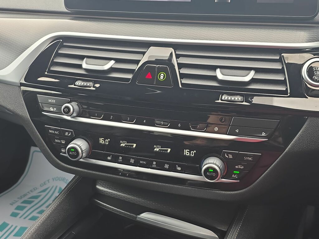 BMW 5 Series 520D M Sport Touring Blue #28