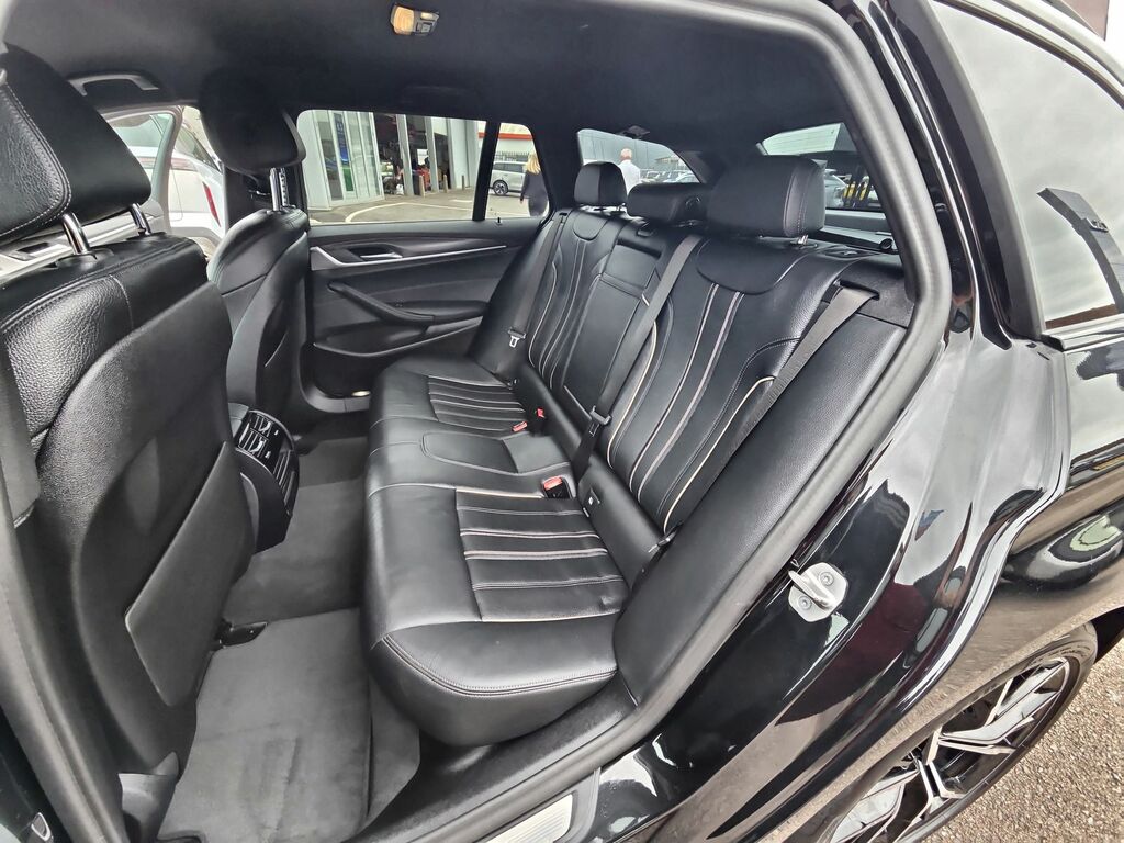BMW 5 Series 520D M Sport Touring Blue #36