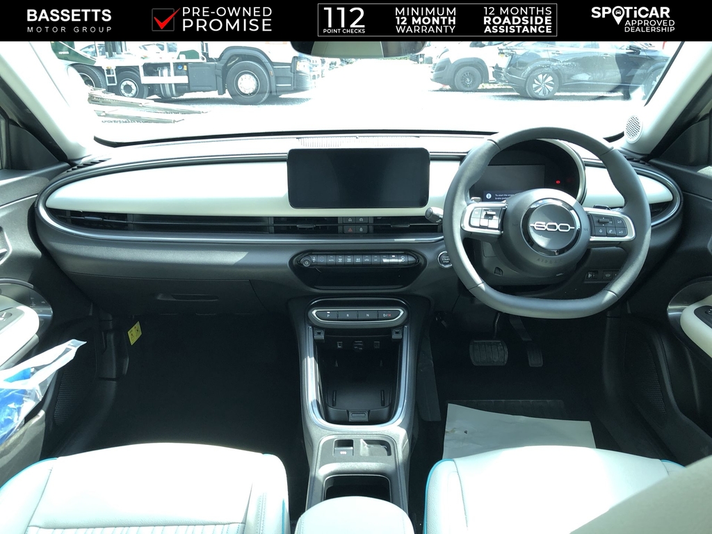 Fiat 600e 54Kwh La Prima Black #34