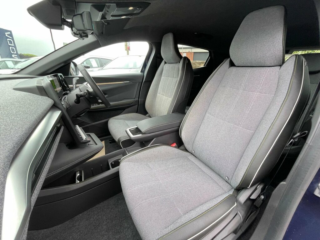 Renault Megane E-Tech 2025 25 Comfort  #28