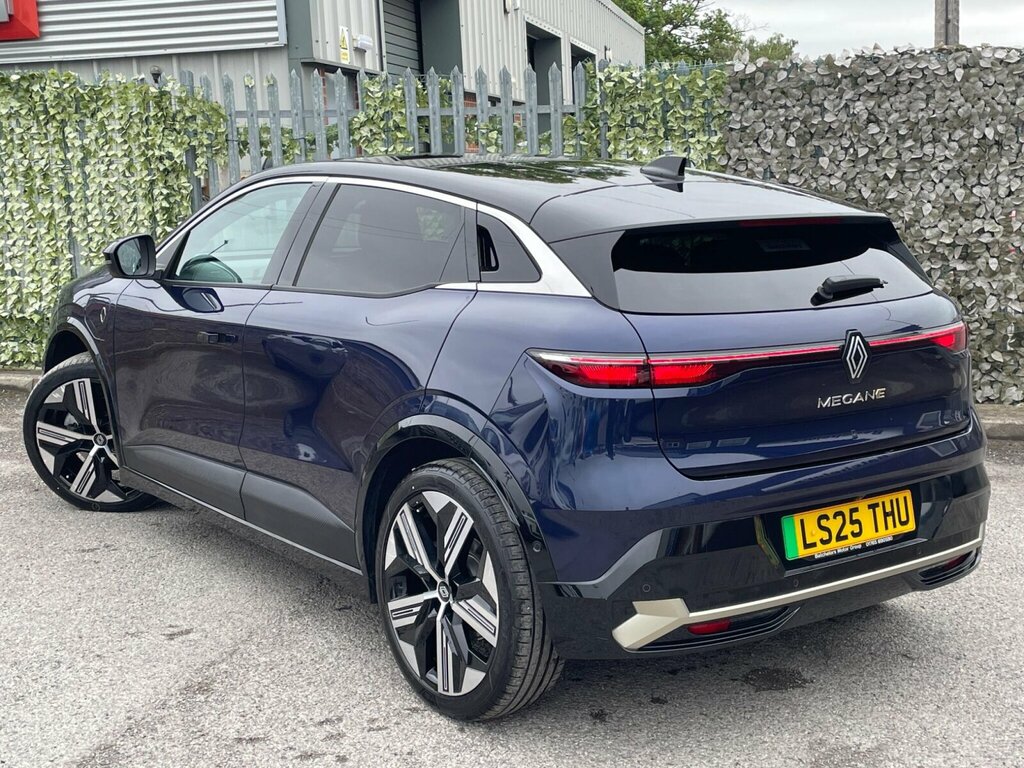 Renault Megane E-Tech Comfort Range 60Kwh Iconic LS25THU Blue #3