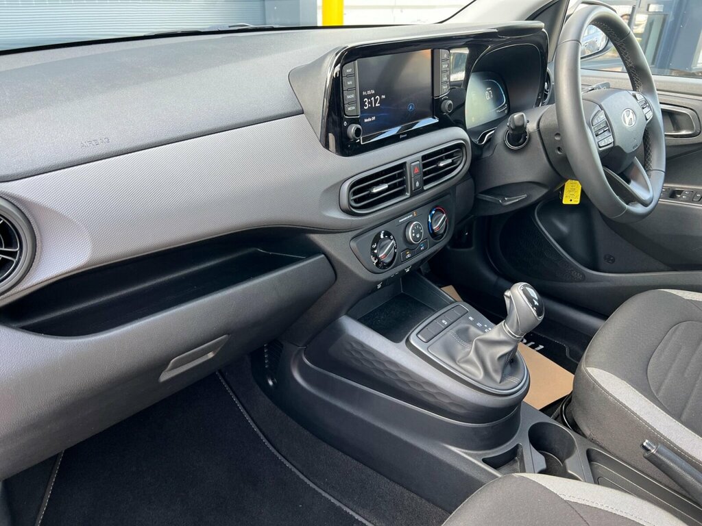 Hyundai I10 1.0 Advance Euro 6 Ss White #3