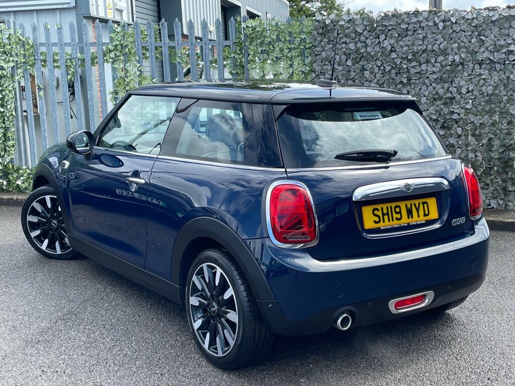 Mini Hatch 1.5 Cooper Exclusive Euro 6 Ss SH19WYD Blue #3