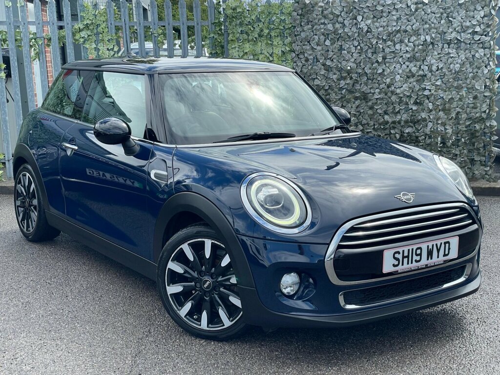 Mini Hatch 1.5 Cooper Exclusive Euro 6 Ss SH19WYD Blue