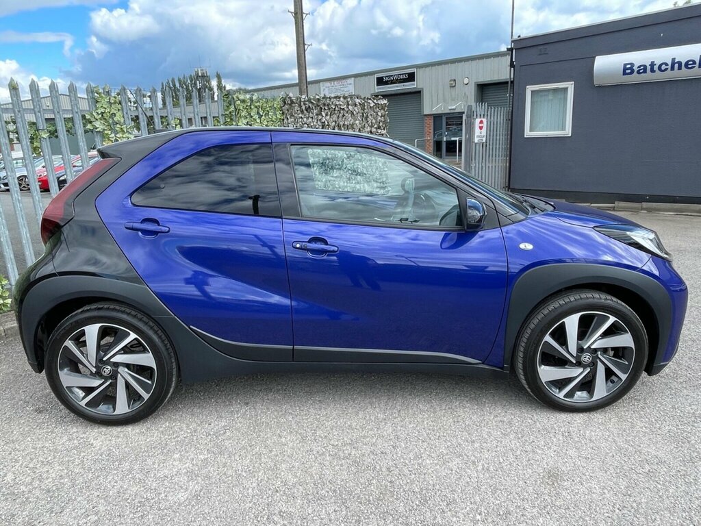 Toyota Aygo X 1.0 Vvt-i Exclusive X-shift Euro 6 Ss YX73VVJ Blue #6