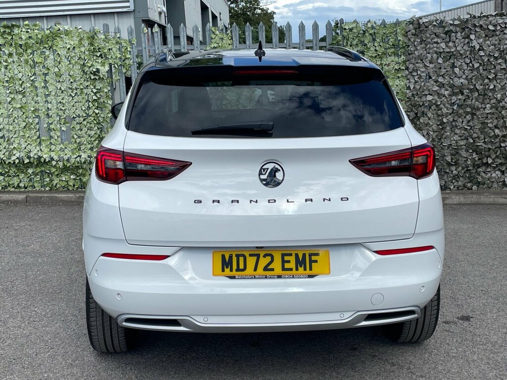 Vauxhall Grandland 1.2 Turbo Ultimate Euro 6 Ss MD72EMF White #5