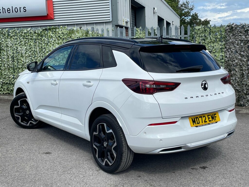 Vauxhall Grandland 1.2 Turbo Ultimate Euro 6 Ss MD72EMF White #3