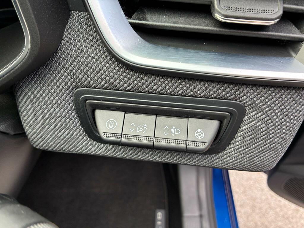 Renault Clio Renault Clio 1.0 Tce 90 Techno Esprit Alpine Blue #16