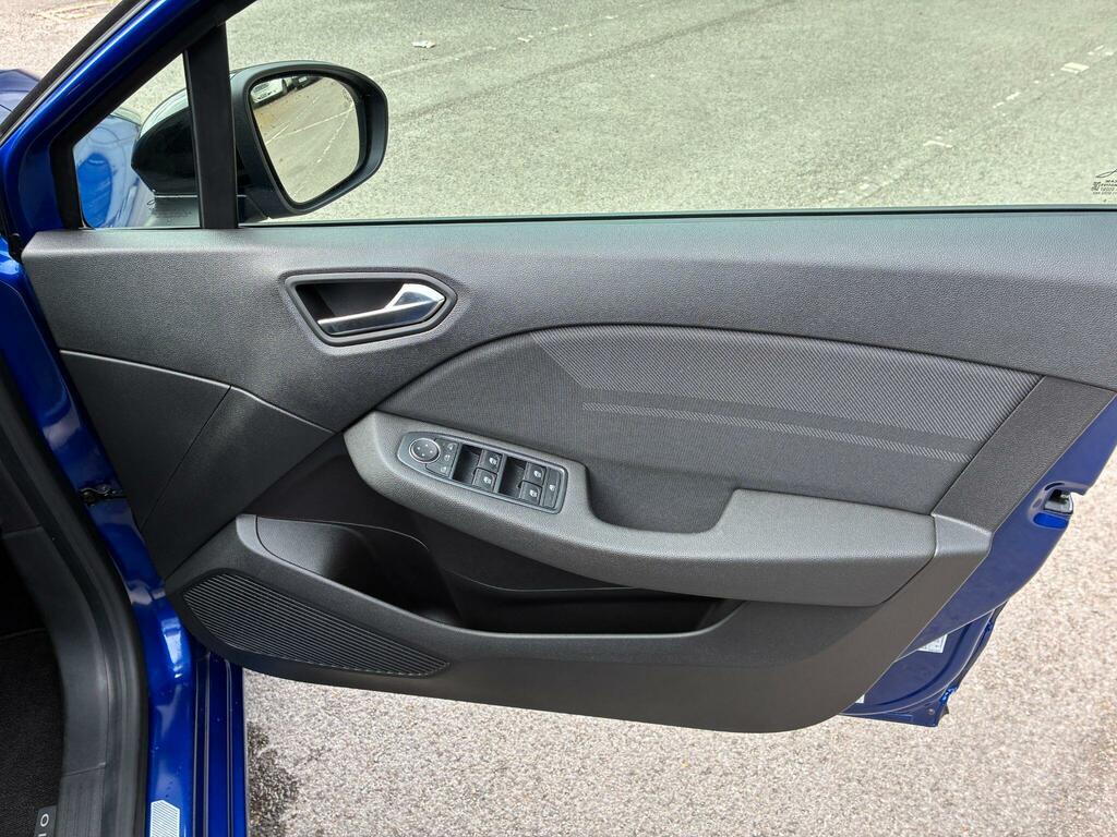 Renault Clio Renault Clio 1.0 Tce 90 Techno Esprit Alpine Blue #23