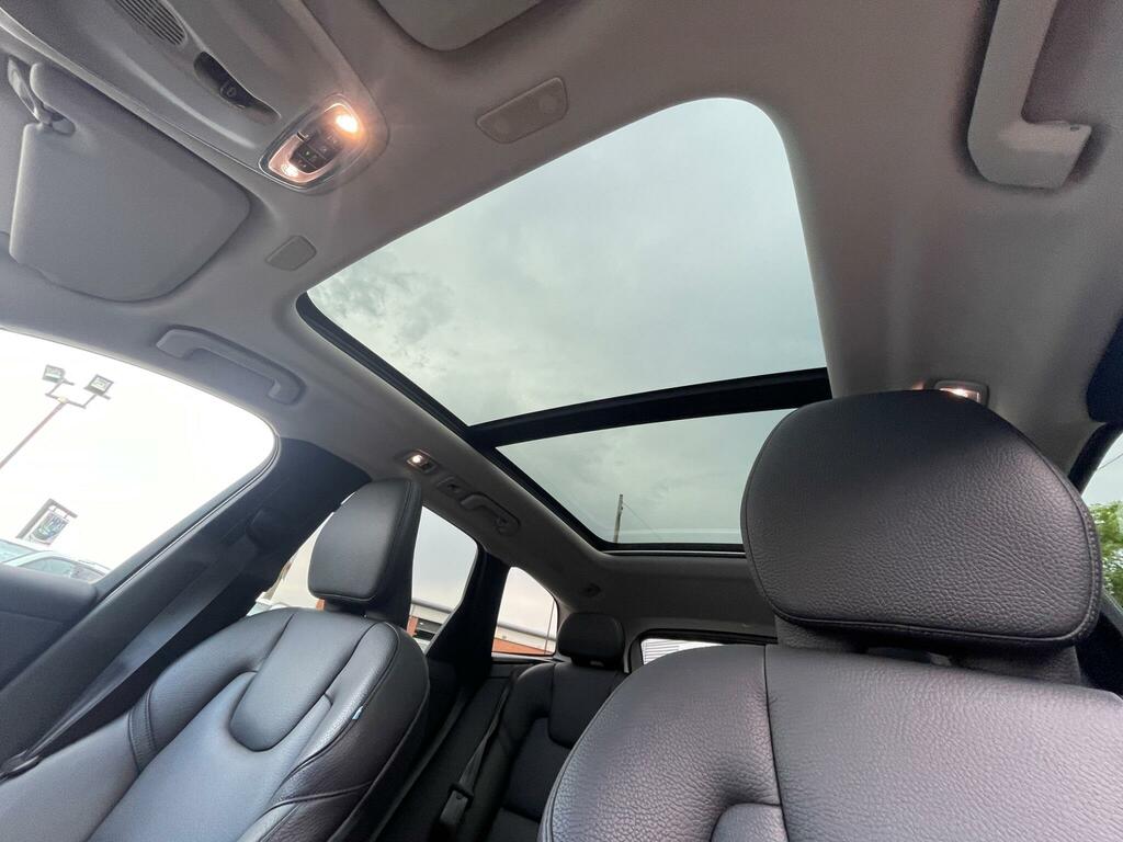 Volvo XC60 Core B5 250 Hp Grey #43