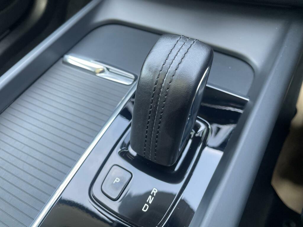 Volvo XC60 Core B5 250 Hp Grey #11