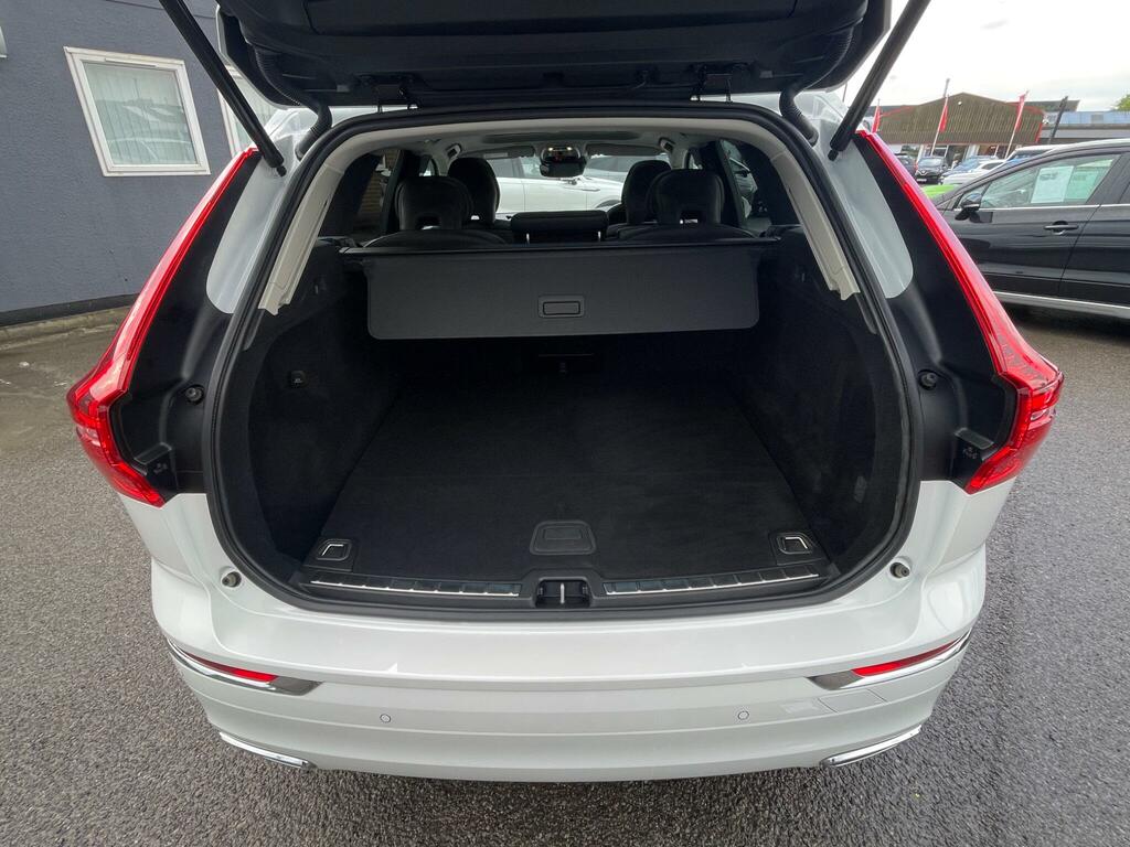 Volvo XC60 Core B5 250 Hp Grey #40