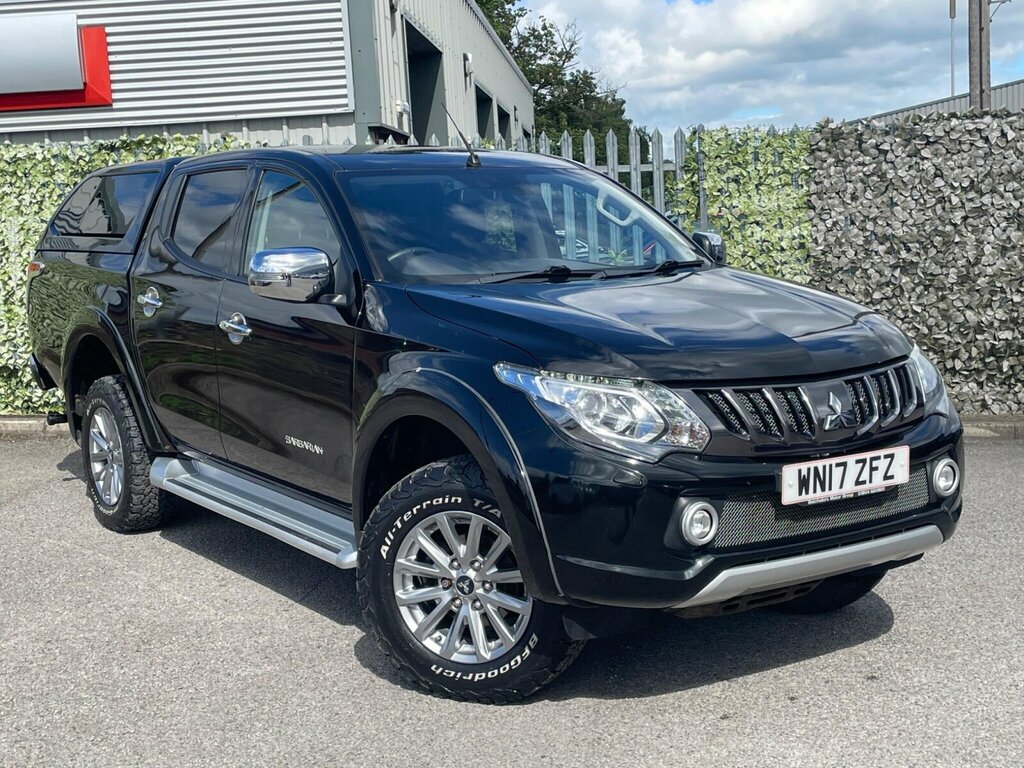 Mitsubishi L200 2.4 Di-d Dc Barbarian 4Wd Euro 6 Black