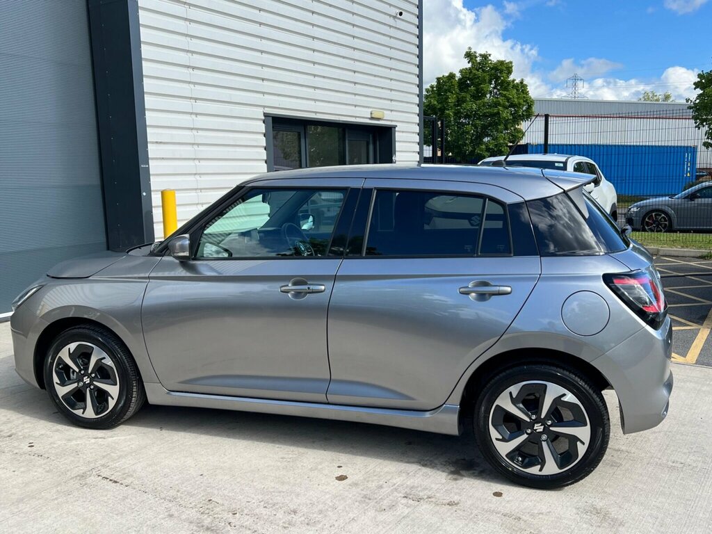 Suzuki Swift 1.2 Mild Hybrid Ultra Allgrip Black #10
