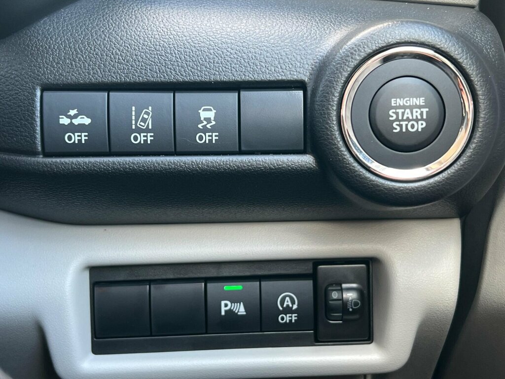 Suzuki Swift 1.2 Mild Hybrid Ultra Allgrip Black #41