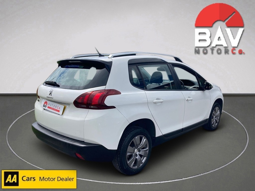 Peugeot 2008 Bluehdi Active White #3