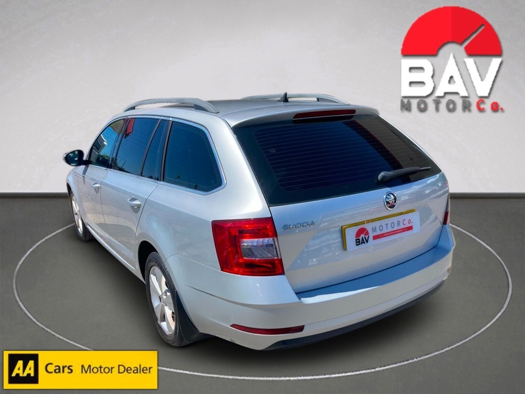 Skoda Octavia Tdi Se Technology Silver #5