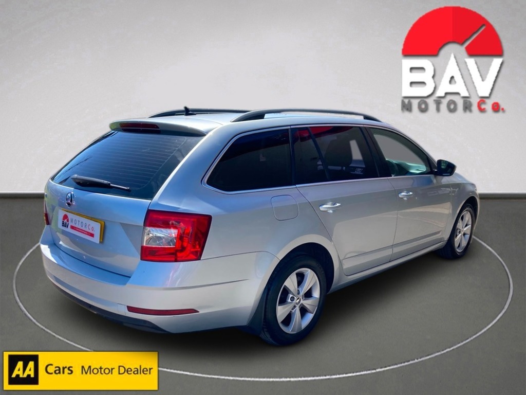 Skoda Octavia Tdi Se Technology Silver #3