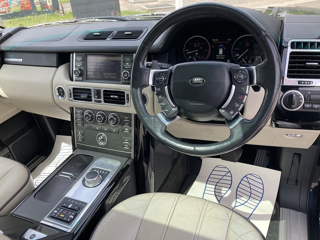 Land Rover Range Rover 4.4 Tdv8 Vogue 313 Bhp Black #9