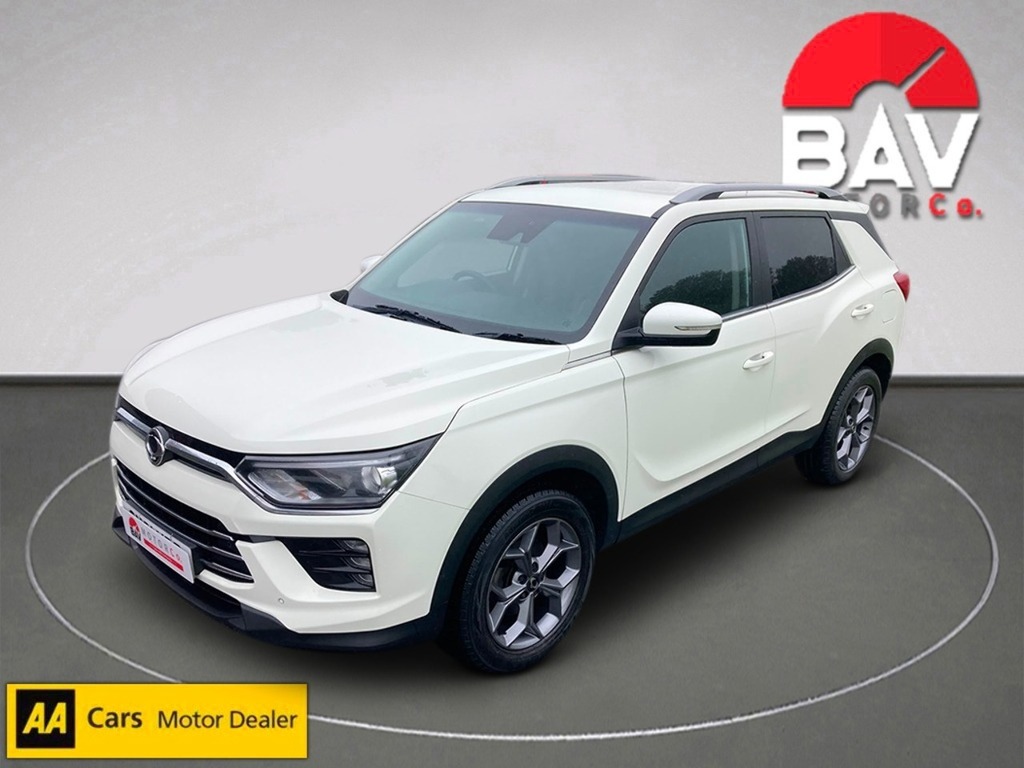 SsangYong Korando Ventura White #6