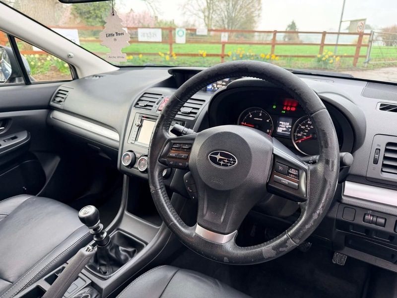 Subaru XV 1.6 I S Red #12