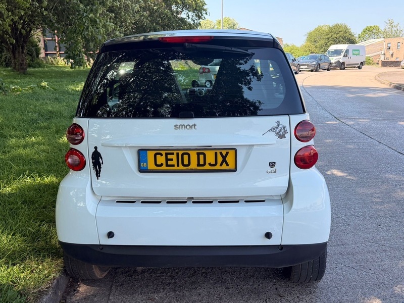 Smart Fortwo Coupe 0.8 Cdi Pulse Coupe White #6