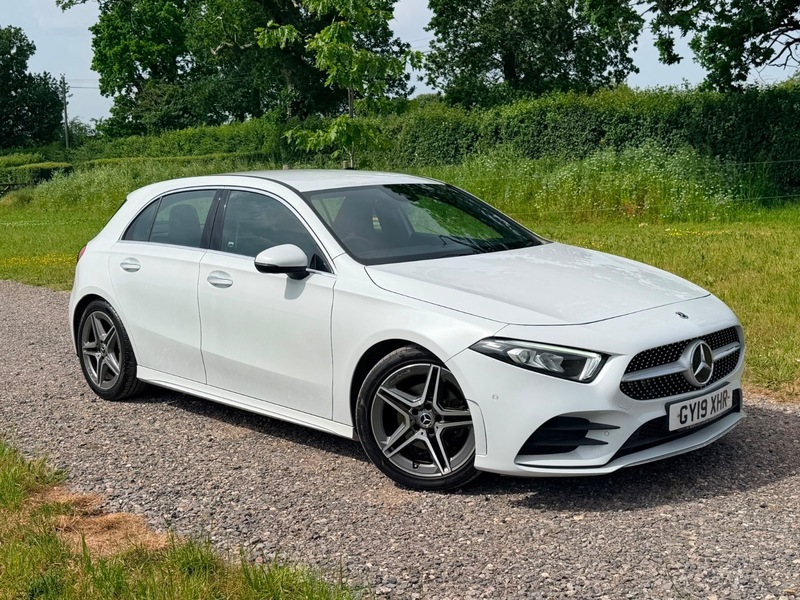 Mercedes-Benz A Class 1.3 A180 Amg Line GY19XHR White