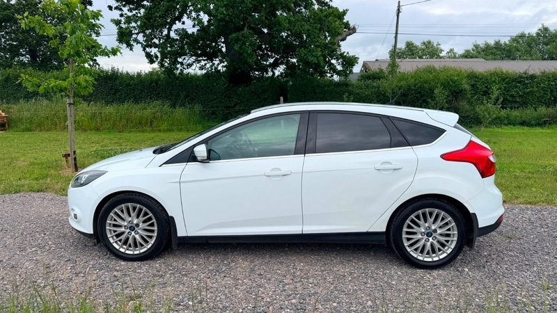 Ford Focus 1.6 Tdci Zetec Hatchback White #4