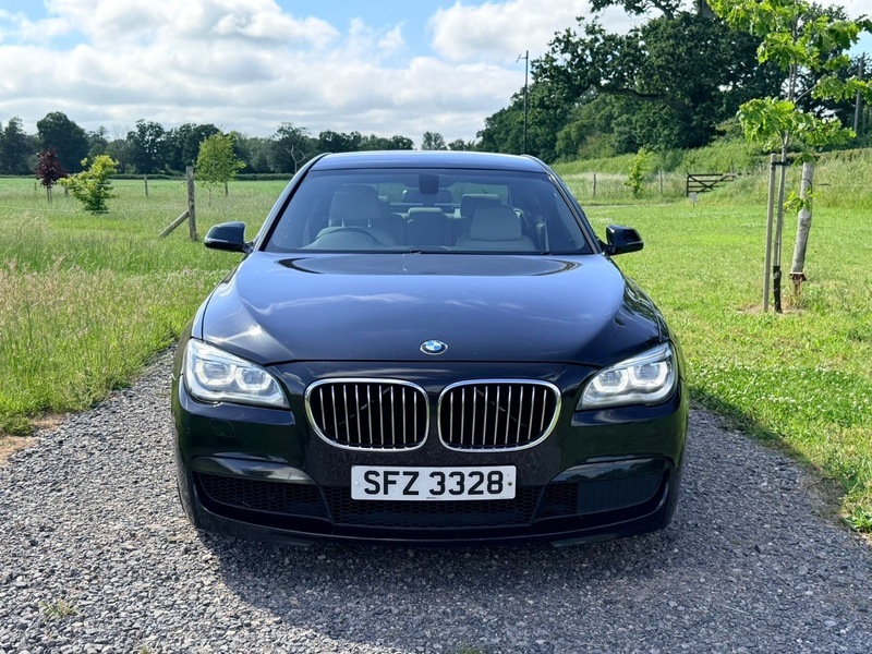 BMW 7 Series 3.0 740I M Sport Black #2