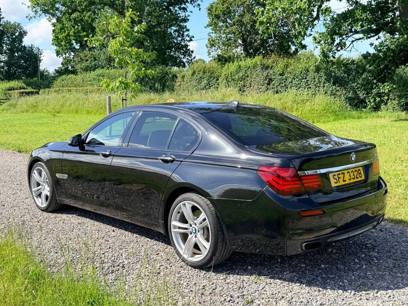 BMW 7 Series 3.0 740I M Sport Black #5