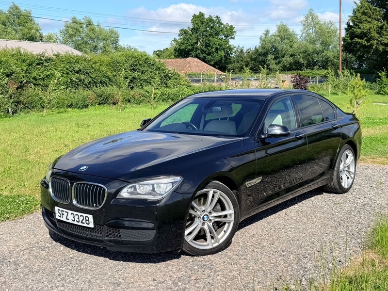BMW 7 Series 3.0 740I M Sport Black #3