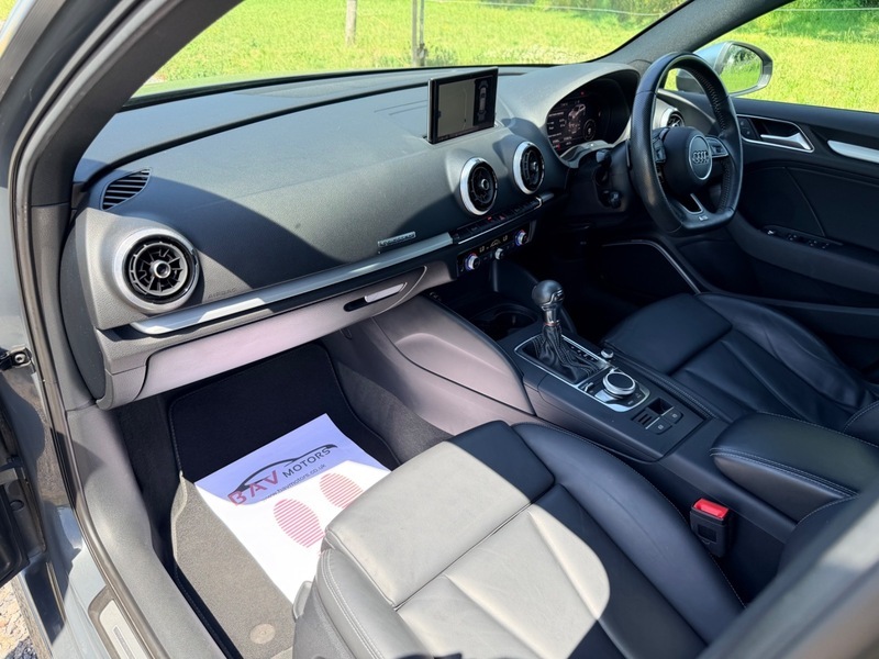 Audi S3 Sportback Black Edition Tfsi 300 Ps S Tronic Red #10