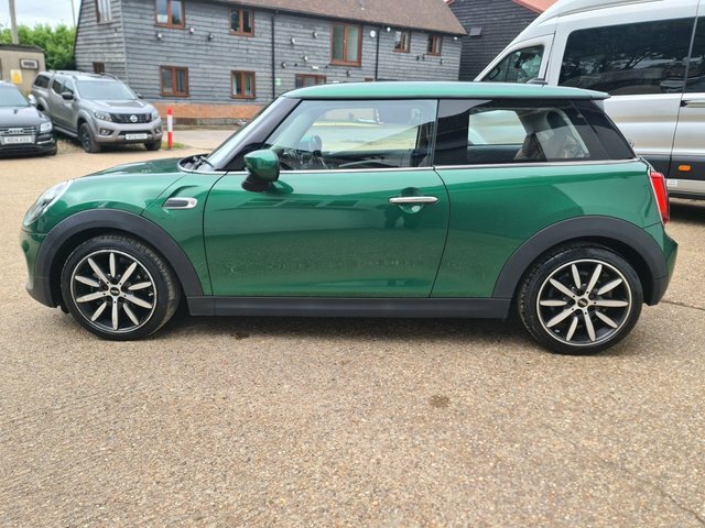 Mini Hatch Cooper Exclusive LS21KNH Green #2