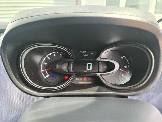 Vauxhall Vivaro Cdti 2900 Biturbo Ecotec LN18XKY White #6
