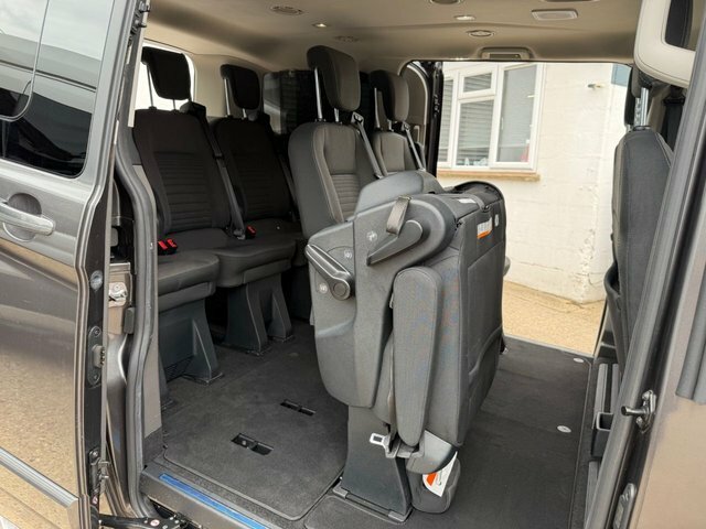 Ford Tourneo Custom 2.0 Ecoblue 185Ps Lr 8 Seater Titanium Grey #19