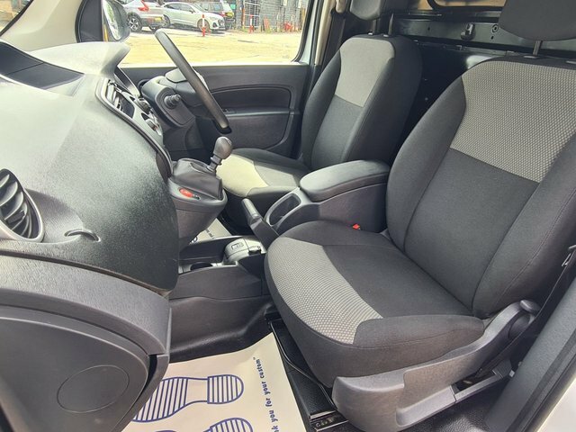 Nissan NV250 Dci Acenta Panel Van YF71OKA White #4