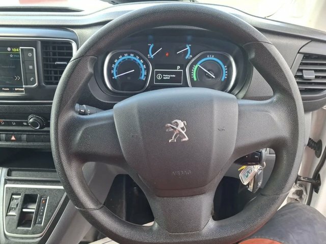 Peugeot E-Expert 1000 50Kwh Professional Standard White #5